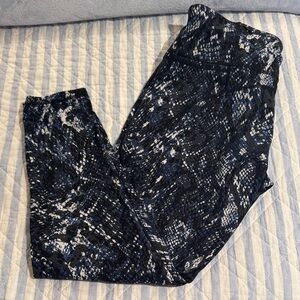 Sweaty Betty Black and Blue Patterned Leggings